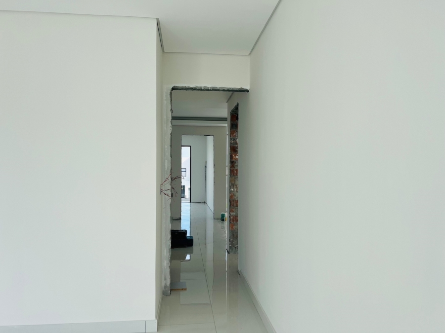  Bedroom Property for Sale in Sandown Western Cape